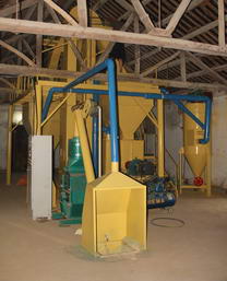 鄭州中心飼料廠(chǎng)-全價(jià)料加工設(shè)備 鄭州中心飼料廠(chǎng)-全價(jià)料加工設(shè)備